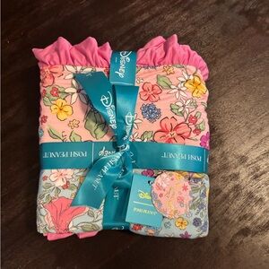 Posh Peanut Disney Princess Luxe Patoo 60x60